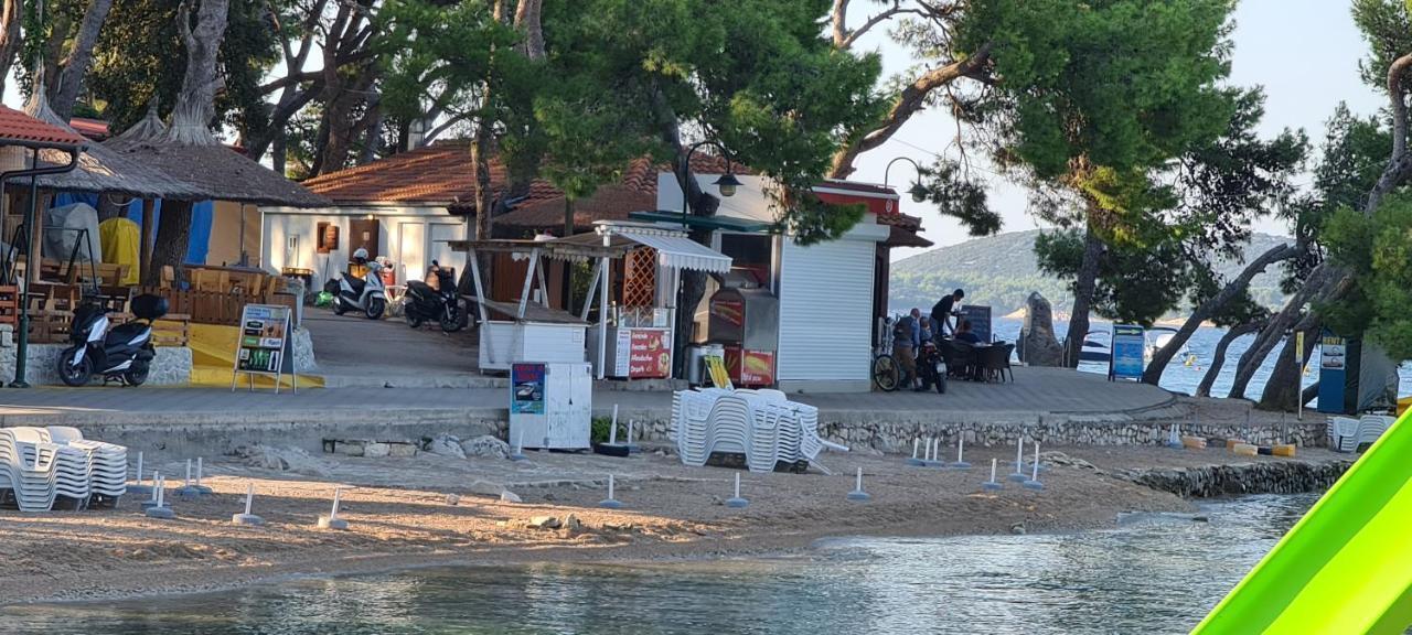 Mobile Home NOA Biograd Na Moru Esterno foto
